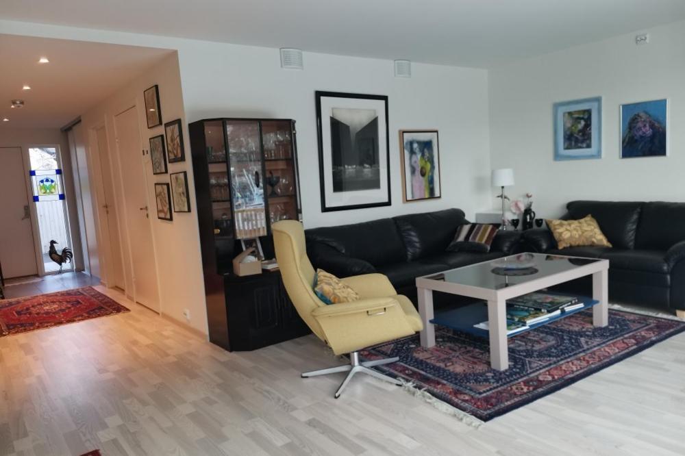 Karlotte'S Apartment Ballstad Extérieur photo